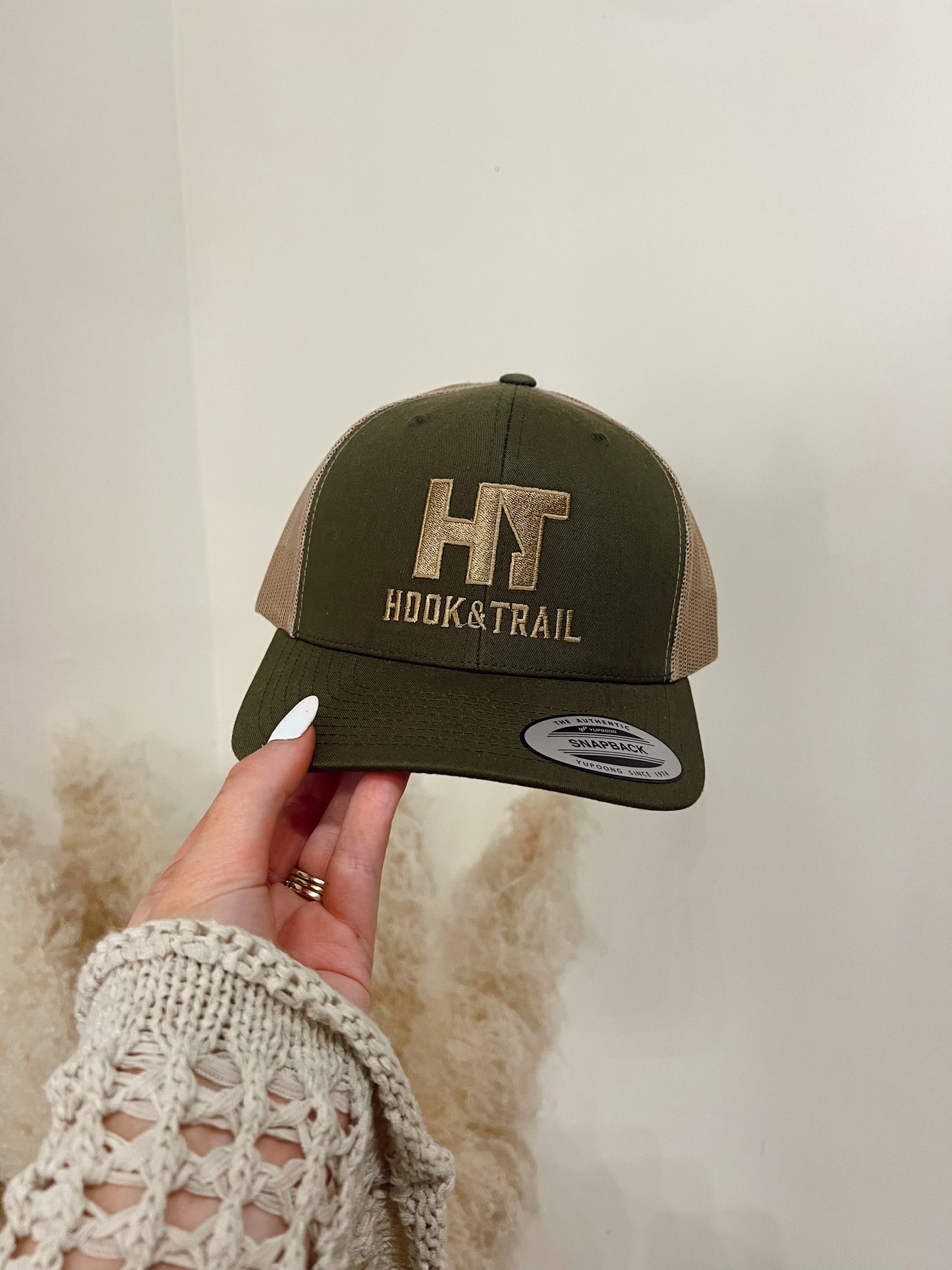 Hook & Trail Hat