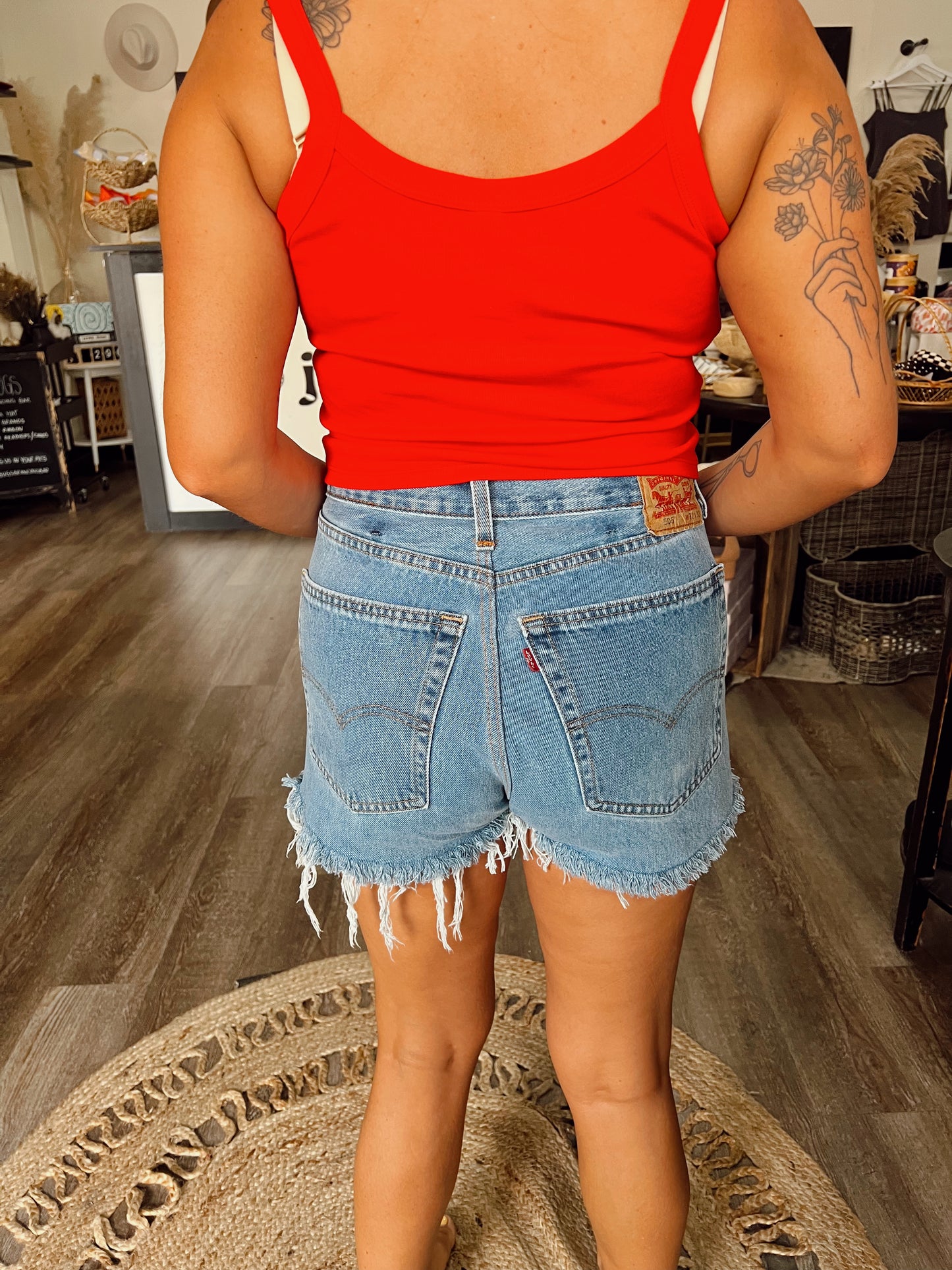 Lobster Cropped Tank