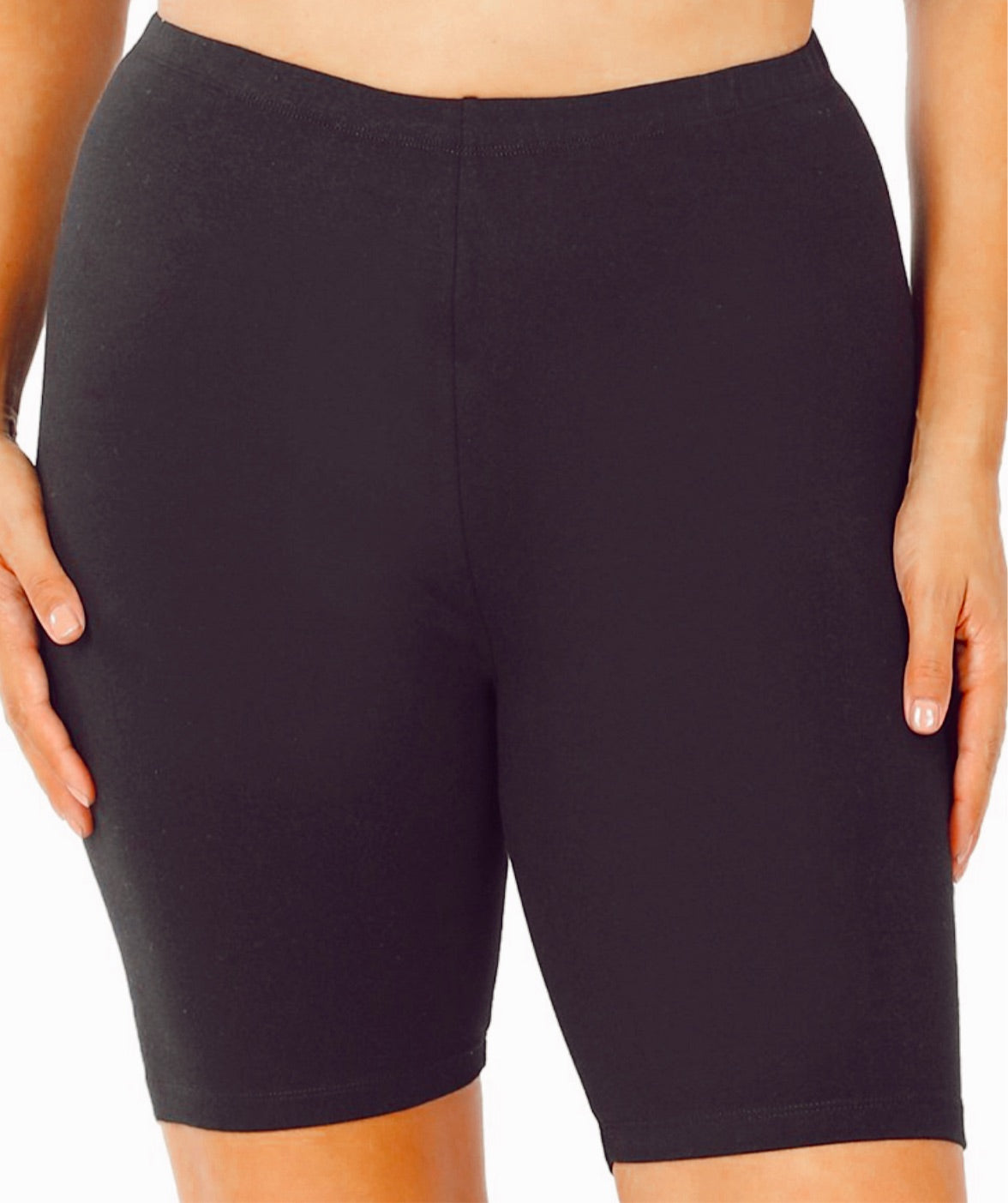 BLACK BIKER SHORTS