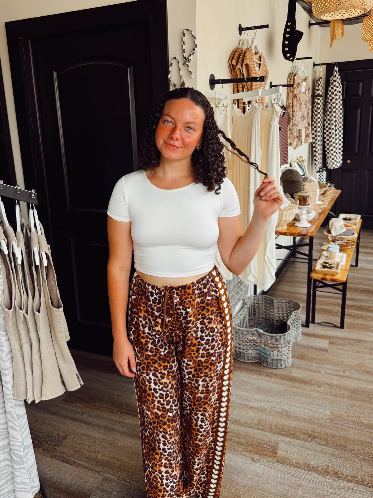 Besties Basic Tee