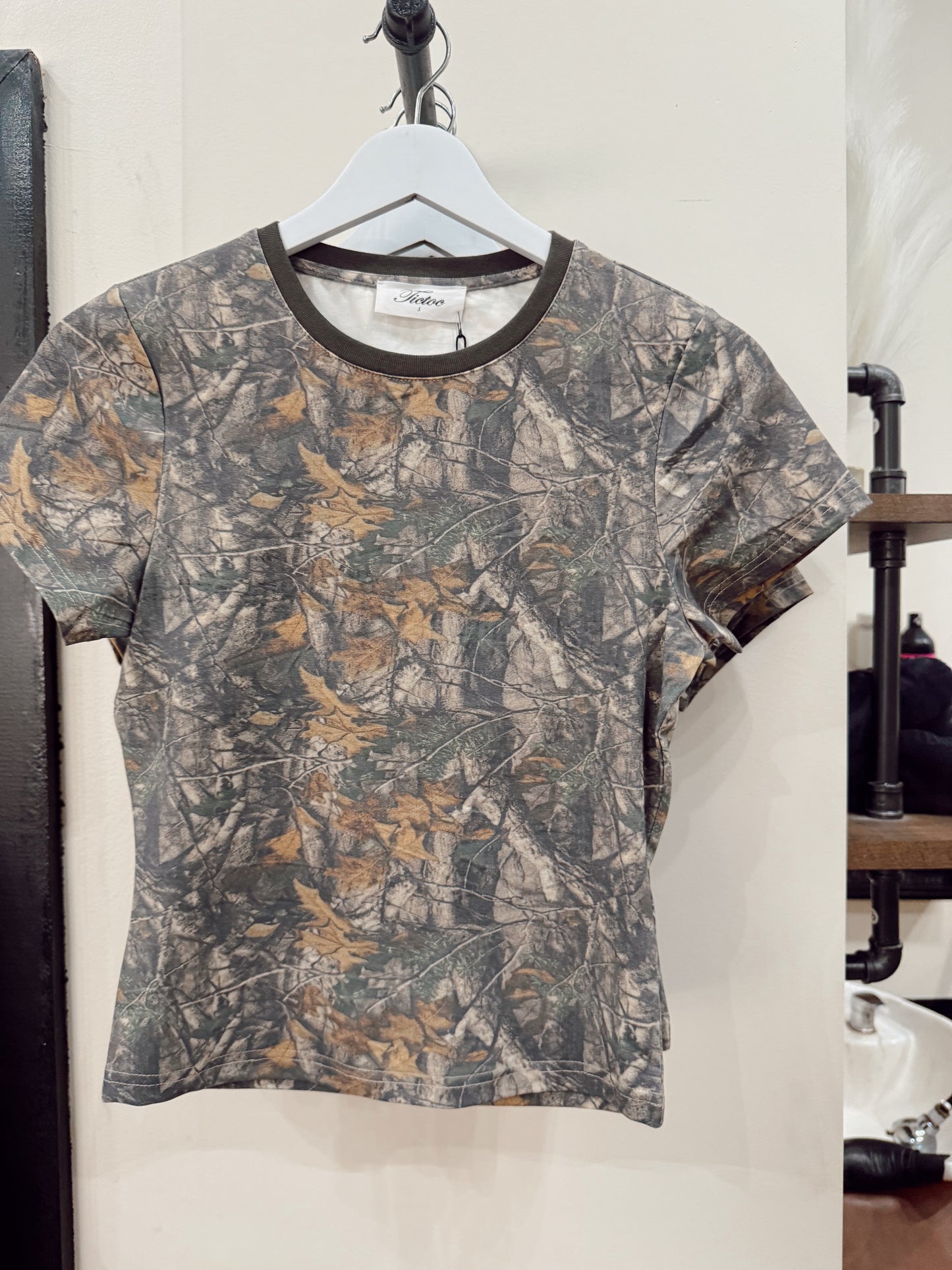 Nola Camo Tee