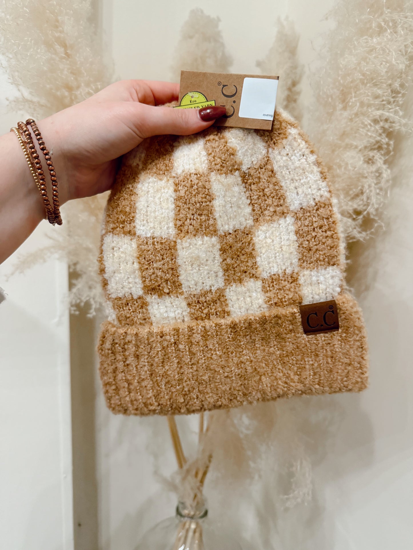 DOORBUSTER Camel Checkered Beanie
