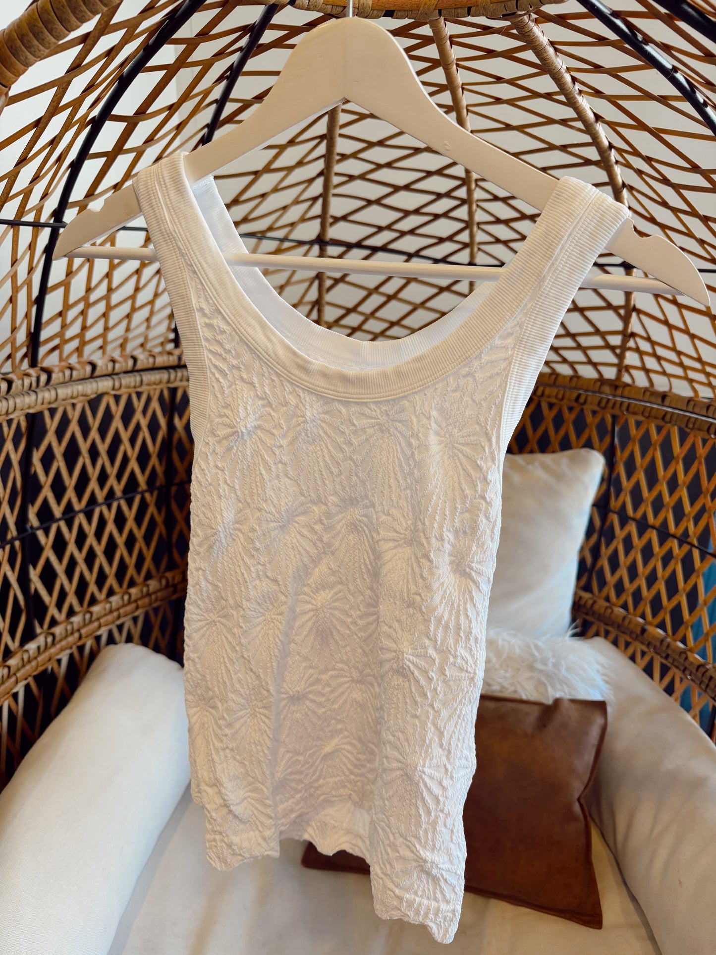 White Reversible Tank