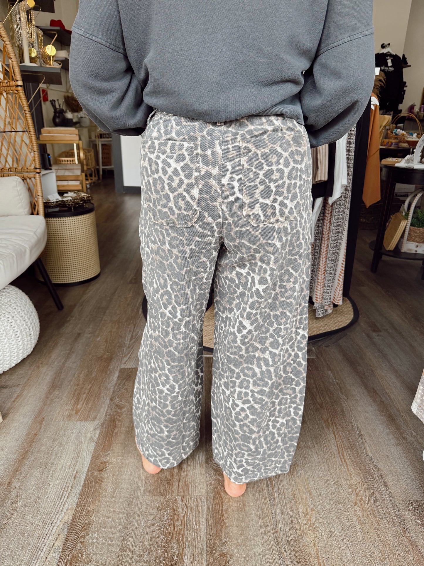 Lisa Leopard Barrel Jeans
