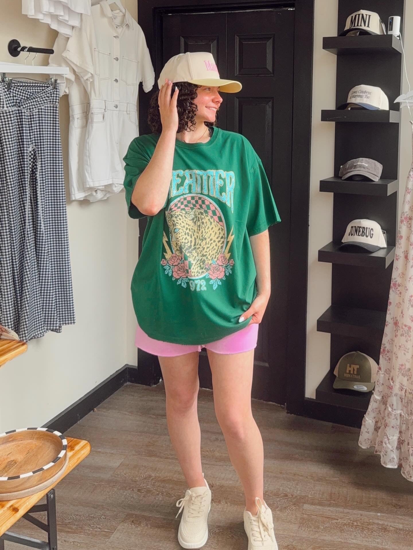Kelly Green Dreamer Graphic Tee